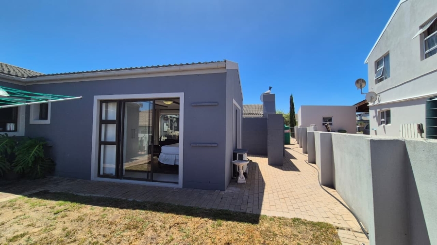 4 Bedroom Property for Sale in Country Club Western Cape